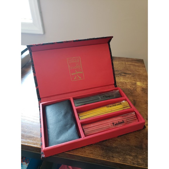 2 pc bundle: B&BW Far East Escape Body Scrub &  Liz Claiborne Lucky No 6 Incense - Picture 5 of 11